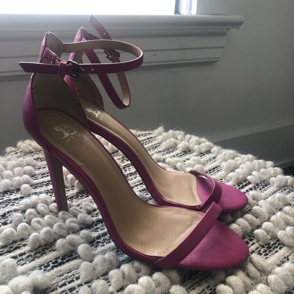 Pink open-toe heels - Picture 2 of 9